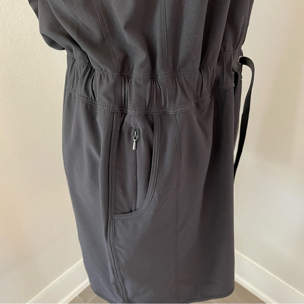 Patagonia Fleetwith Crossover Strap Tie-waist Dress size Large Black Athletic - Picture 3 of 8